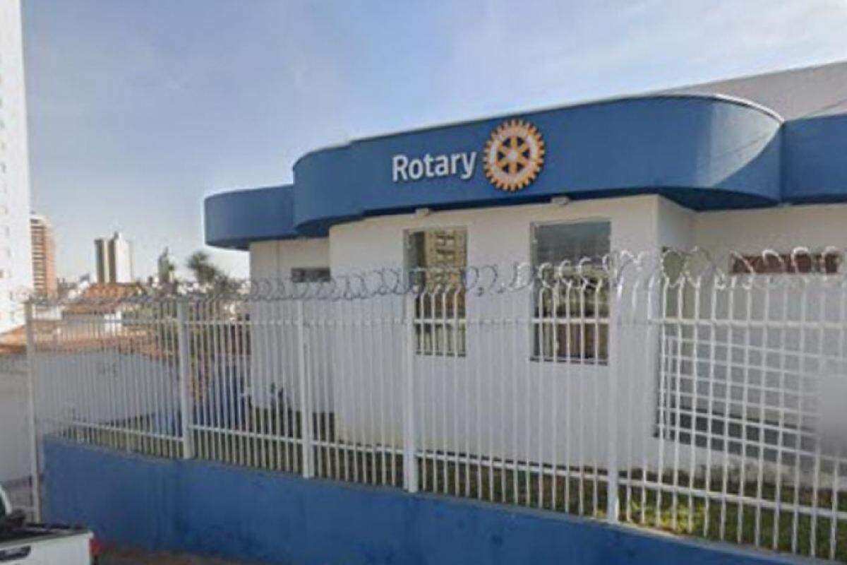 O evento é gratuito e ocorre no Rotary Club da região central