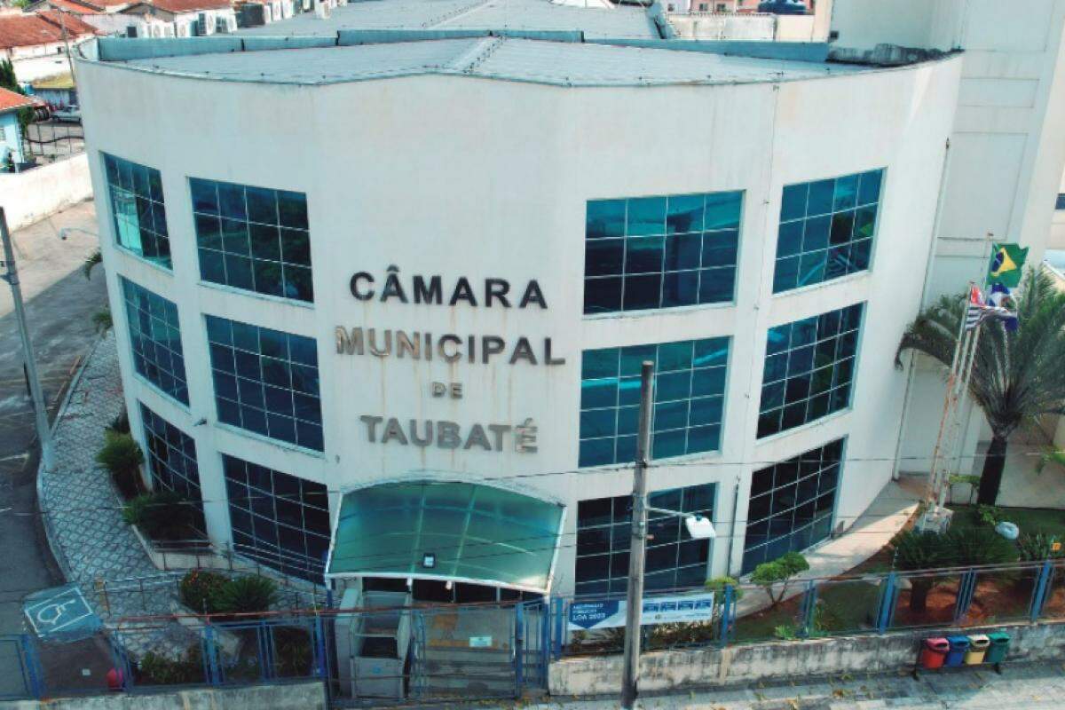 Fachada da Câmara de Taubaté