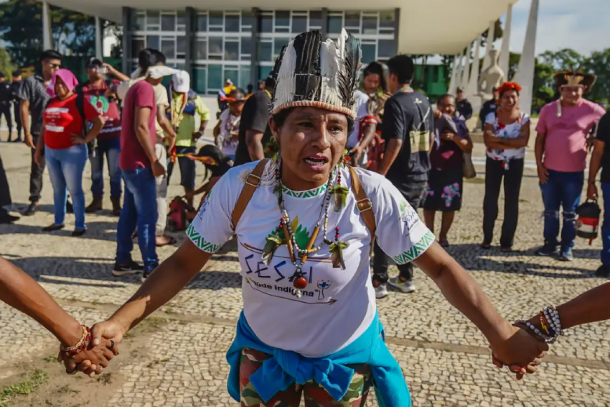 Indígenas do Mato Grosso do Sul e do Paraná se reuniram em frente ao STF (arquivo)