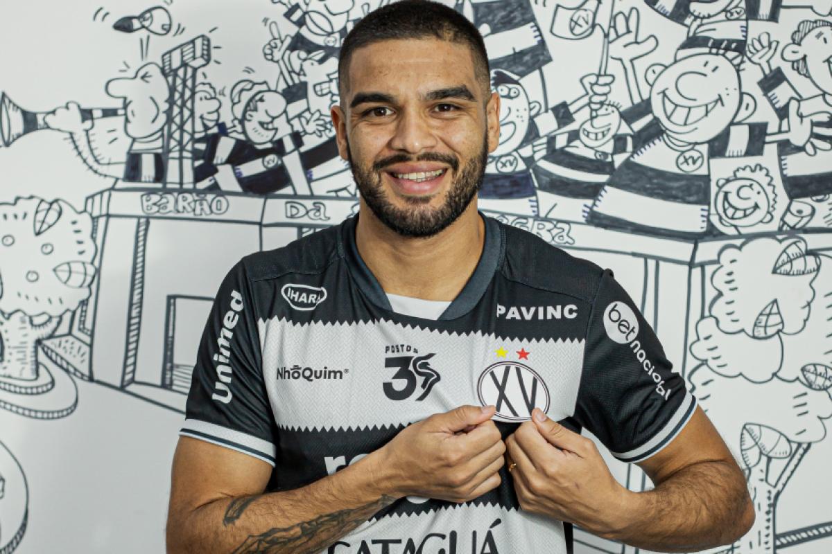 Léo Gobo já está trabalhando com o grupo quinzista na pré-temporada