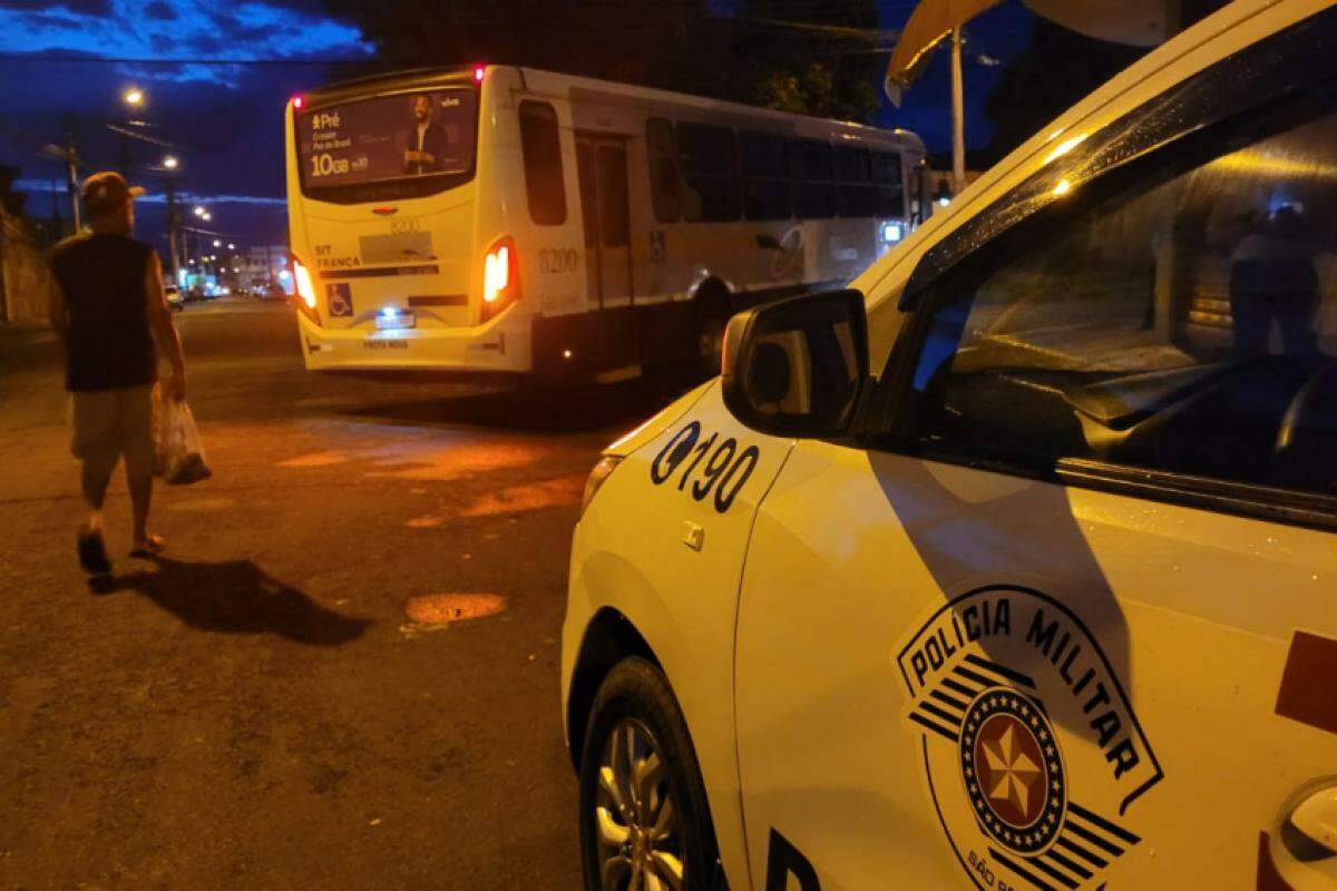 Adolescente de 17 anos foi atropelada por ônibus da empresa São José, no Jardim Luiza, zona norte de Franca