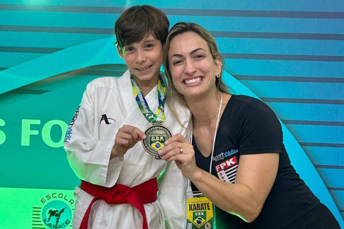 Lucas Geraldini com a técnica Natália Brozulatto: em busca de mais uma conquista