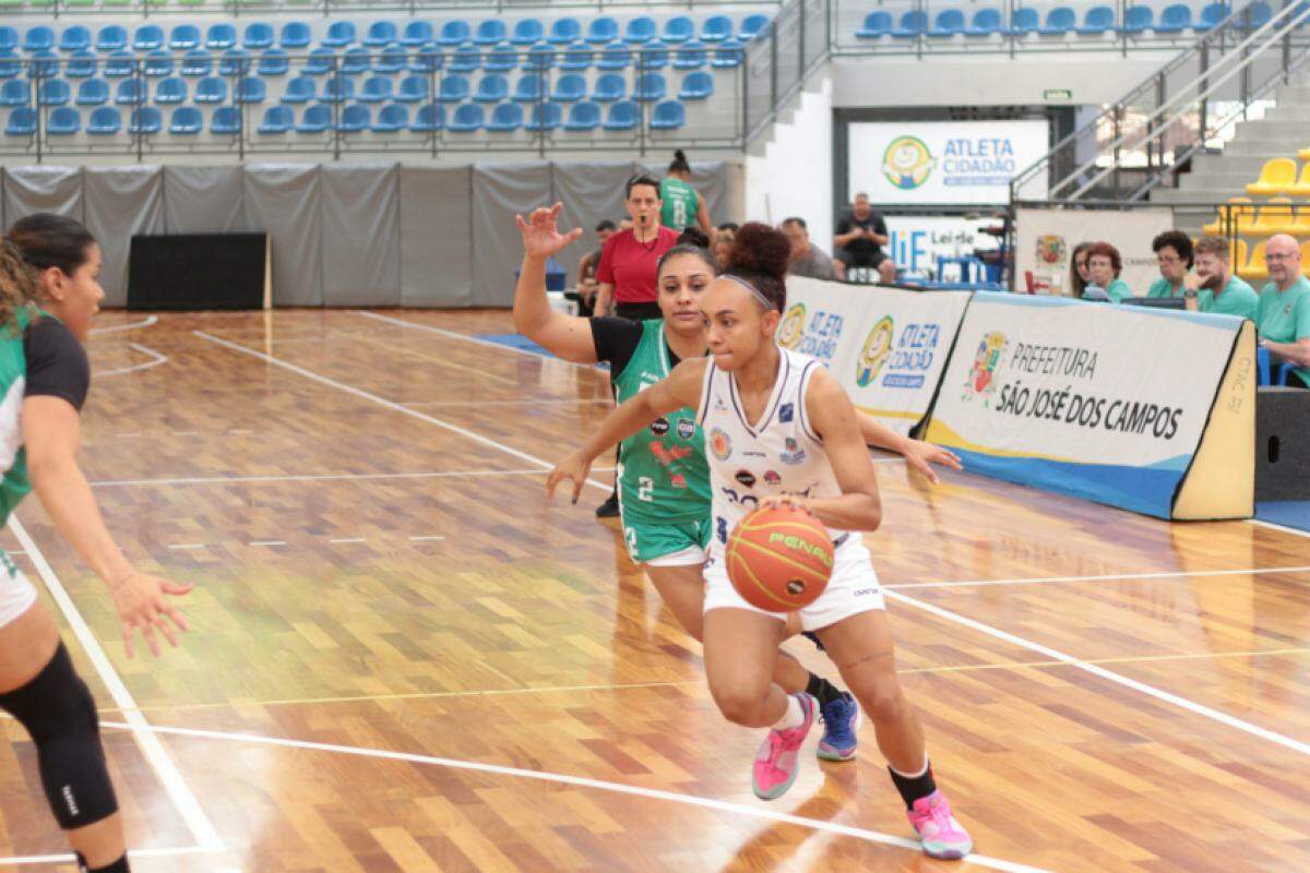 São José Basket encara  Ituano na abertura das quartas de final