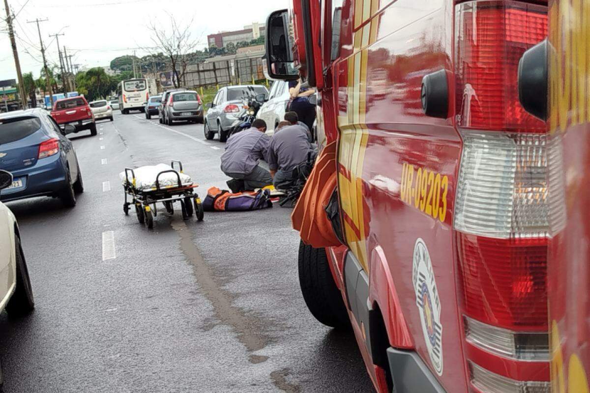 Equipe do Resgate do Corpo de Bombeiros socorreu a vítima