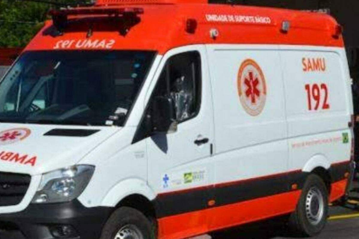 Apesar dos esforços das equipes de socorro, o motociclista morreu no local 