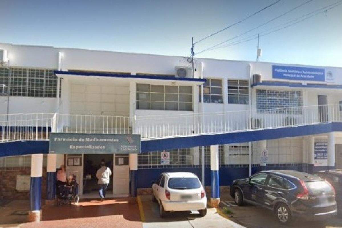  O Centro de Saúde (Postão) da cidade, responsável por distribuir medicamentos para cerca de 25 mil pessoas de 40 municípios da região 