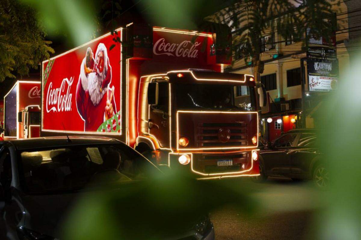 Caravana da Coca-Cola passa por São José