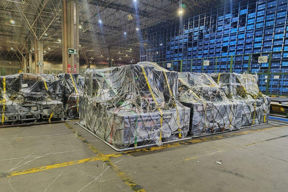 Equipamentos foram transportados em um Boeing 757-200 vindo dos Estados Unidos