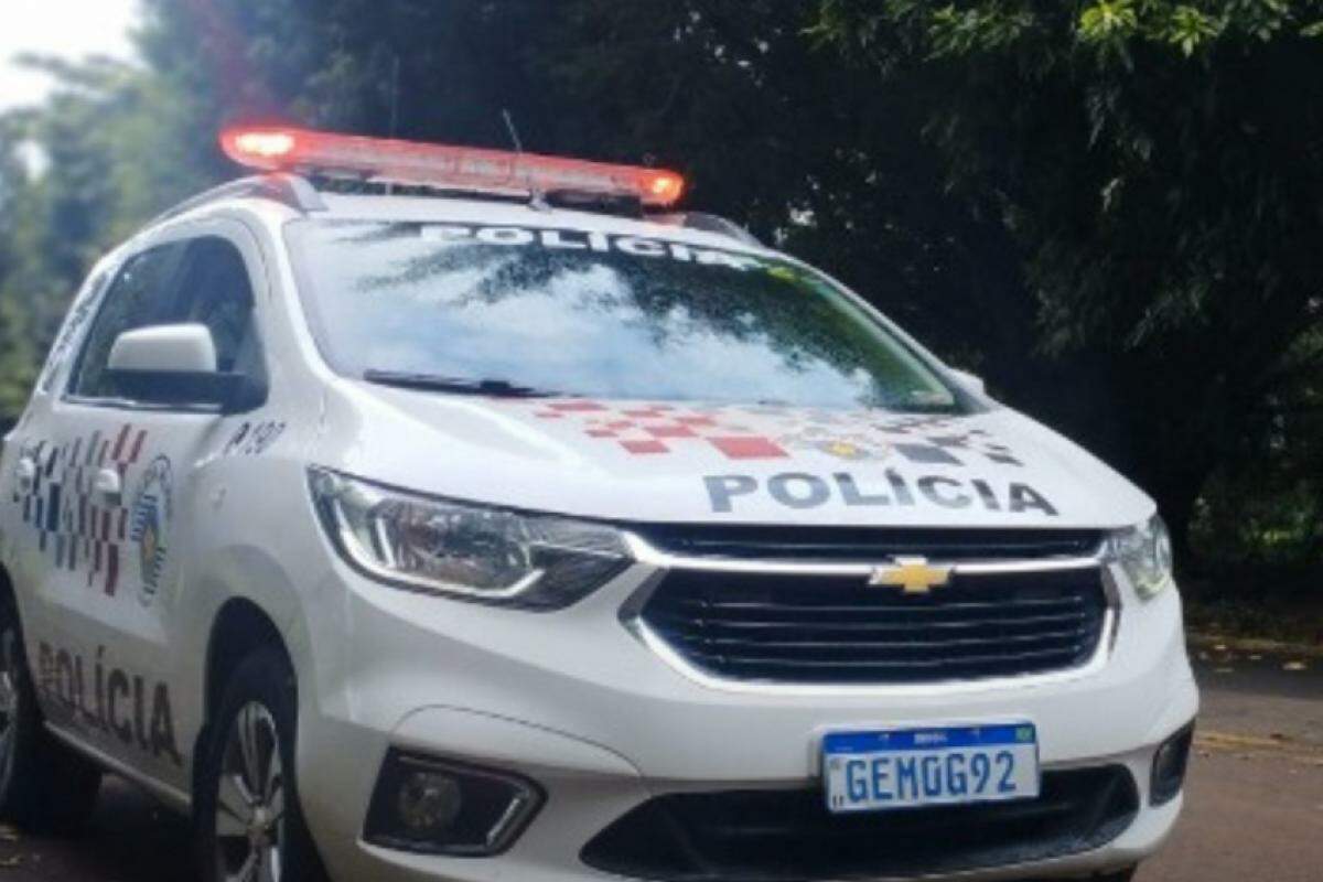 Policiais militares detiveram o suspeito