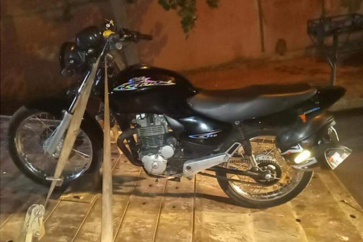 Número do chassi estava raspado e do motor apontava como pertencente a outra moto