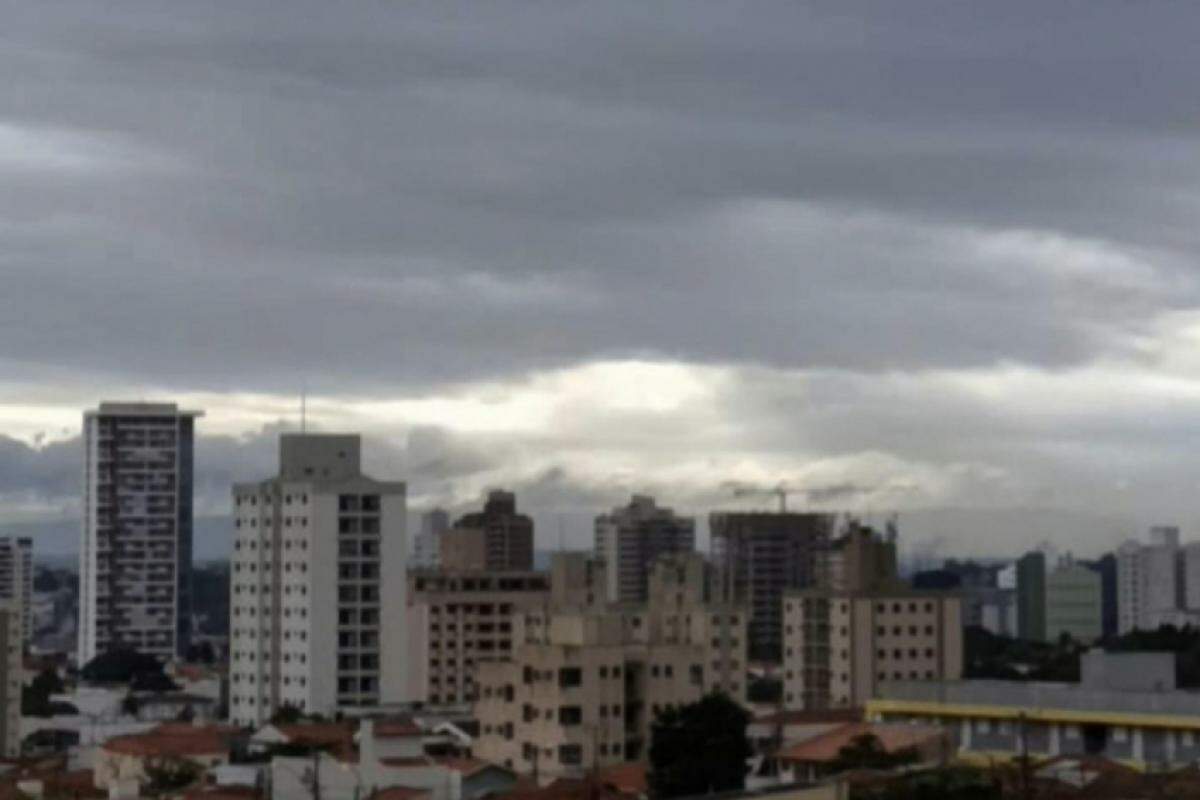 O último final de semana de 2024 será de chuva intensa em Piracicaba