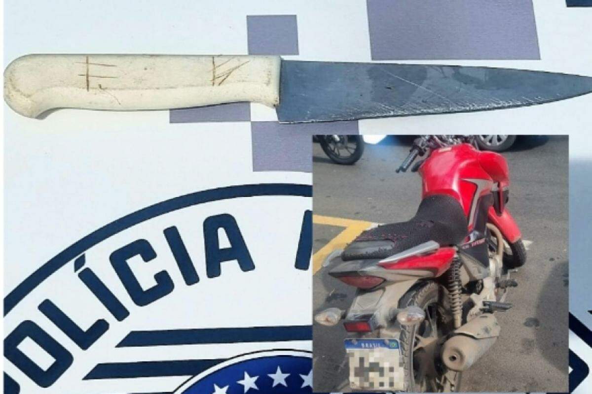 O criminoso foi preso, a faca apreendida e a moto recuperada.