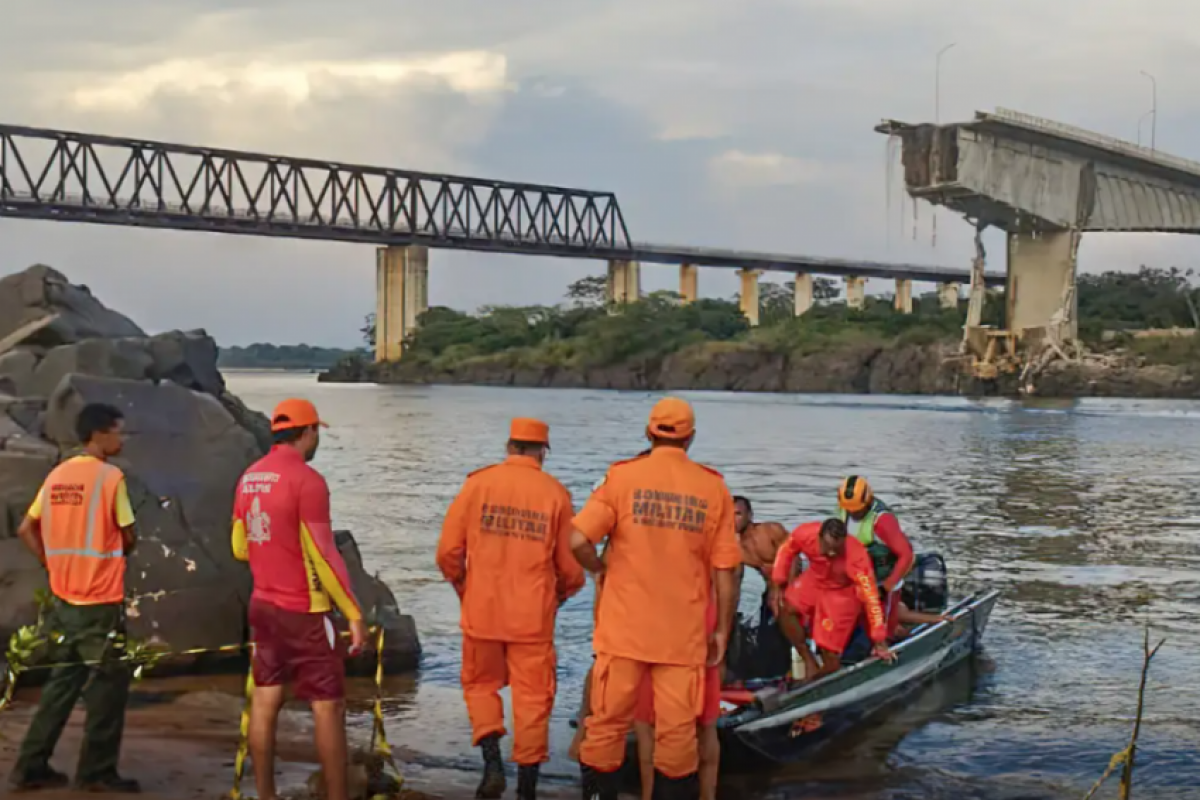 Ao menos 11 pessoas seguem desaparecidas após o acidente, incluindo duas crianças.