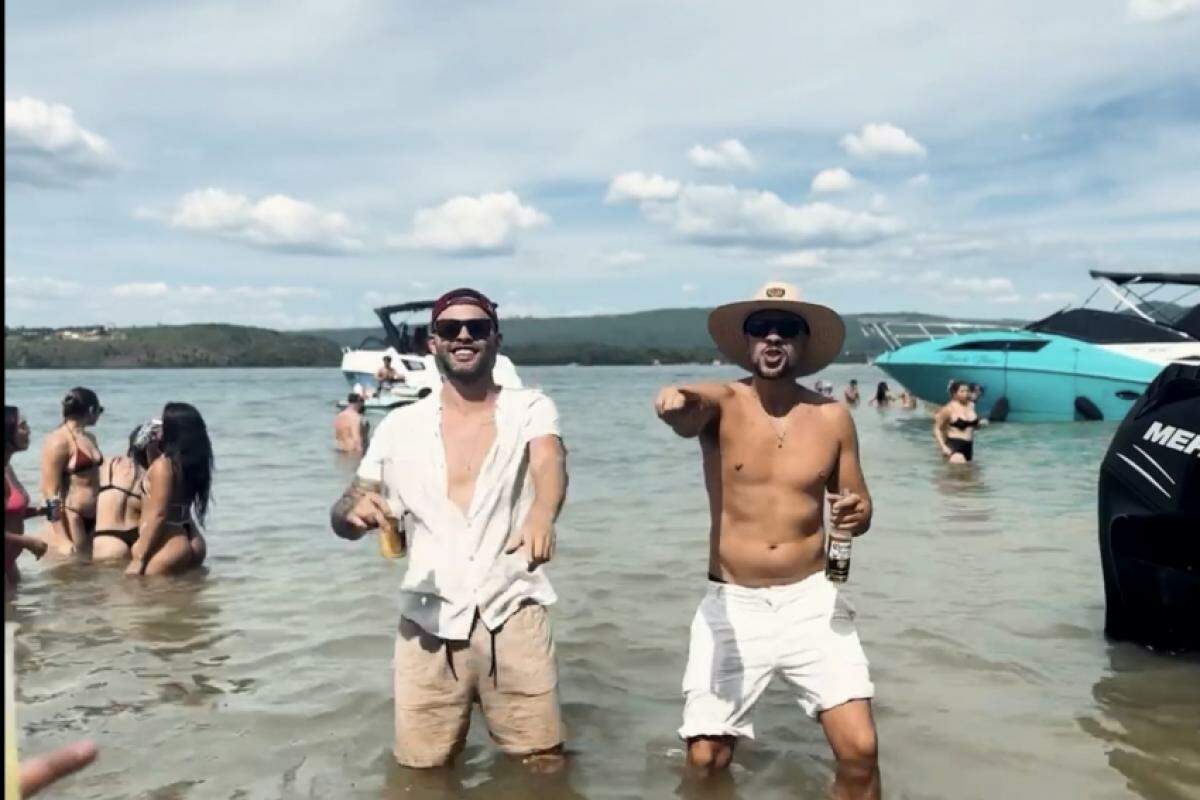 Clipe da banda Romeu e Julieta foi gravado na cidade turística de Rifaina, com lancha e jet ski como cenário