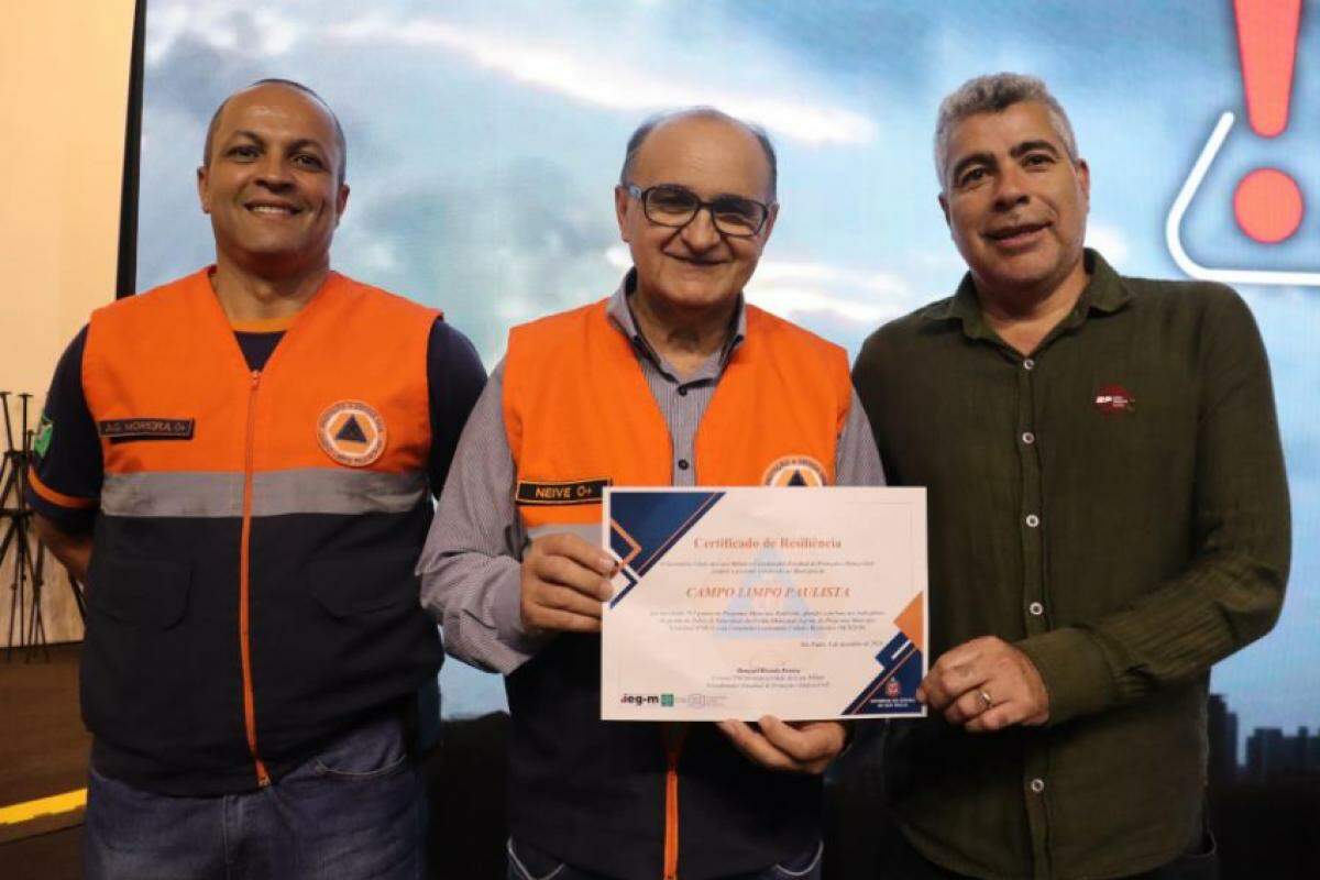 Neive Noguero recebeu o certificado no Palácio dos Bandeirantes, durante evento do governo estadual