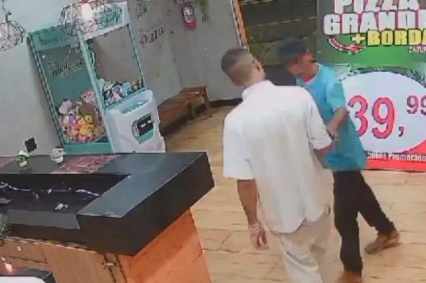 Recepcionista encara criminoso que furtou pizzaria esse ano em Franca