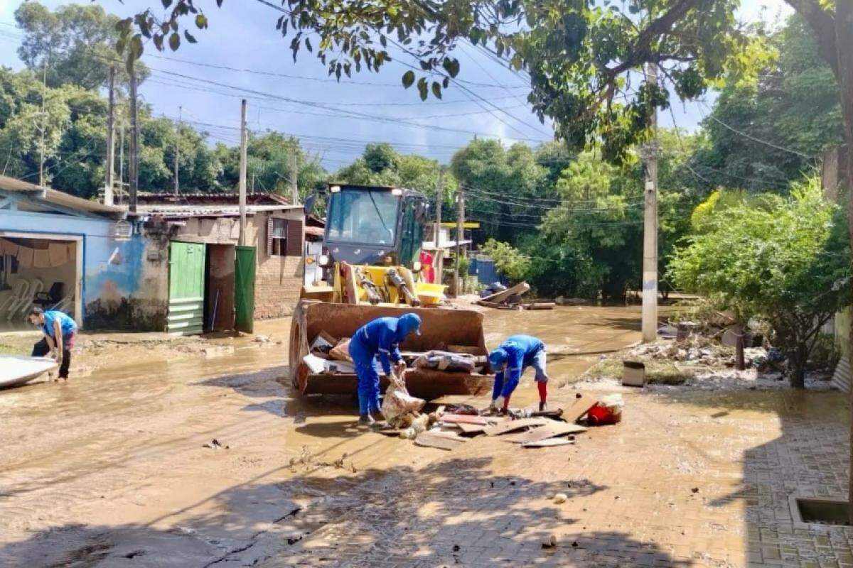 Limpeza segue neste sábado 