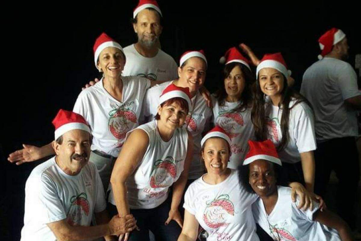 O Grupo do Almoço de Natal: Rosinha e Leonel Aylon, Agenor Gaddo e Adriane Micheletti, Beth Salloun e Antônio, Adelícia Dutra e Daniela Honório