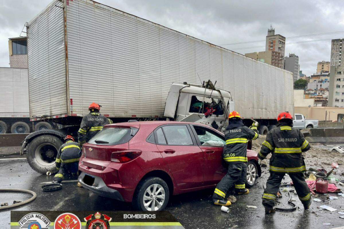 Acidente mobilizou o Corpo de Bombeiros