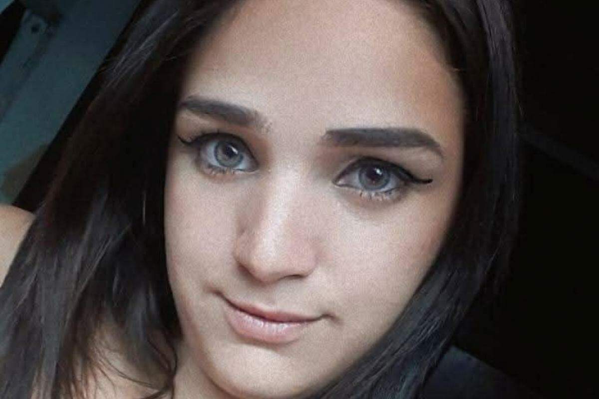 Maria Eduarda da Costa Mendes Gusmão, 26 anos