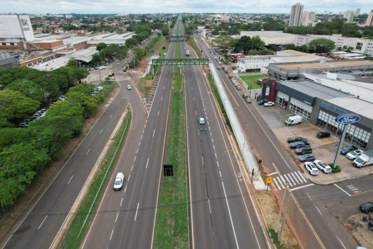 Esta é a terceira passarela instalada pela Via Rondon na região