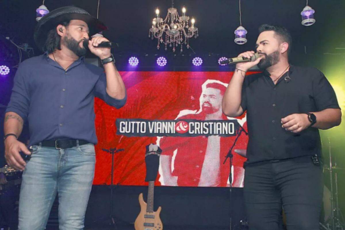 Show de Gutto Vianni e Cristiano é marcado pela interação com o público. No tributo, dupla desce do palco para cantar com a galera