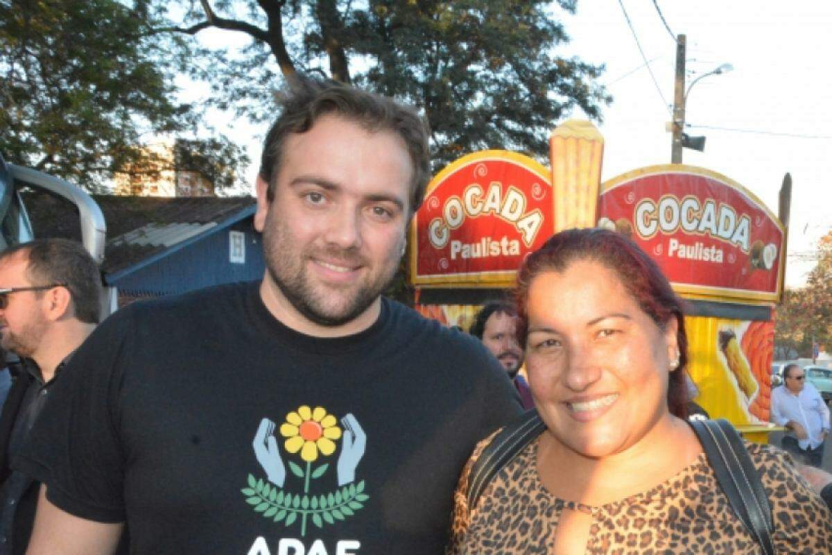 Roberto Franceschetti Filho e Claudia Lobo