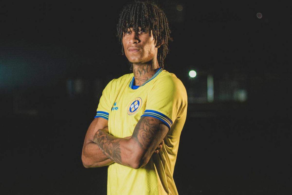 Novo uniforme da AEA simboliza a identidade, a luta e a união que representam o clube e sua torcida