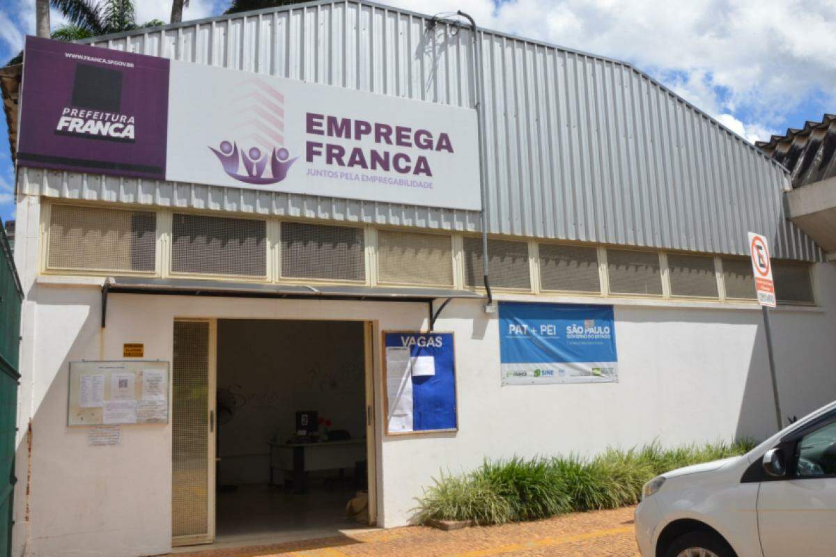 Emprega Franca oferece vagas de emprego neste fim de ano.