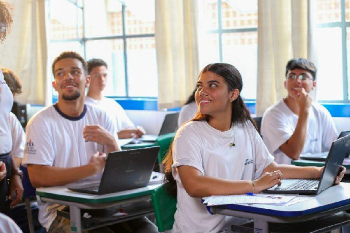 Aulas do primeiro semestre começam em 3 de fevereiro, com recesso de 1º a 20 de julho