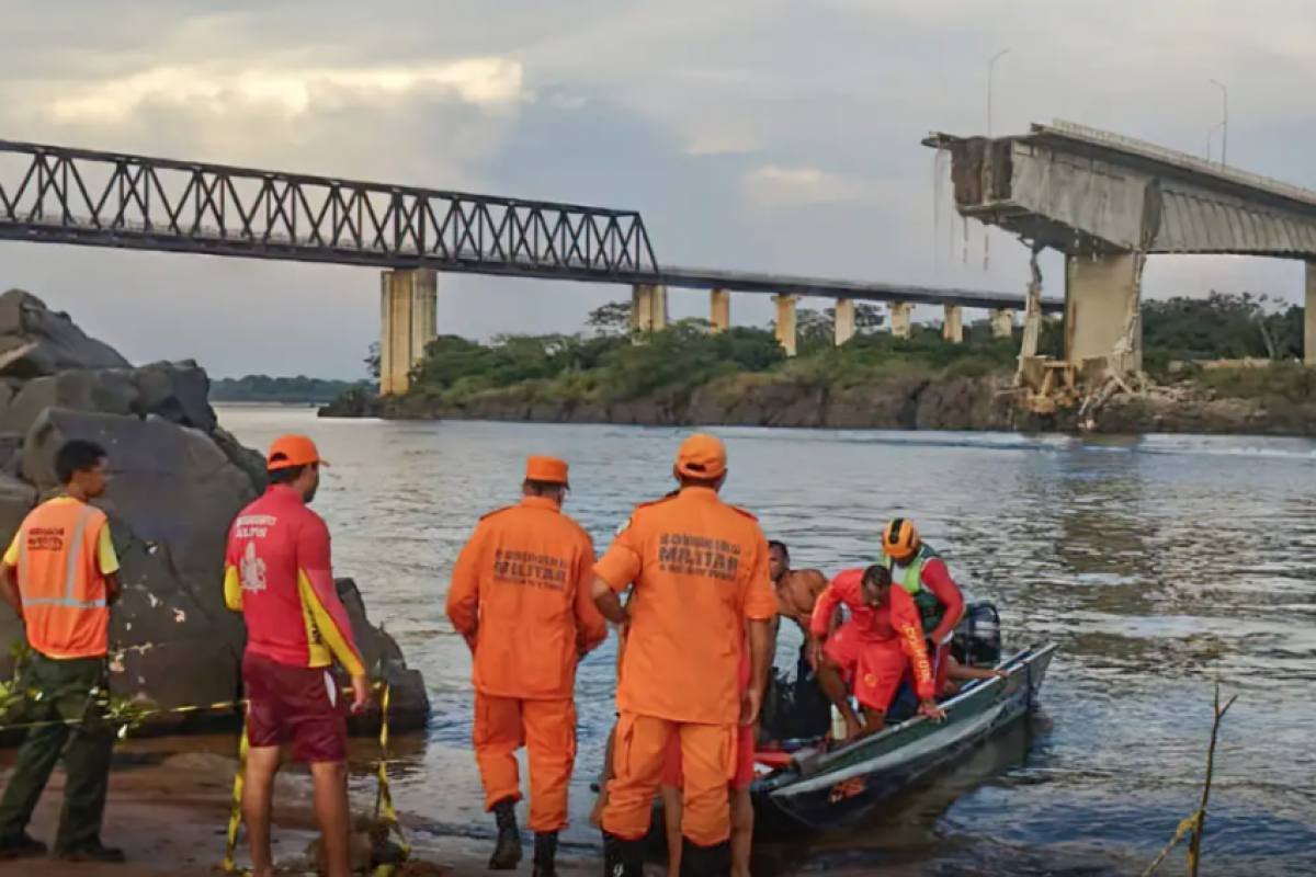 Vão central da ponte que liga o Maranhão a Tocantins cedeu.