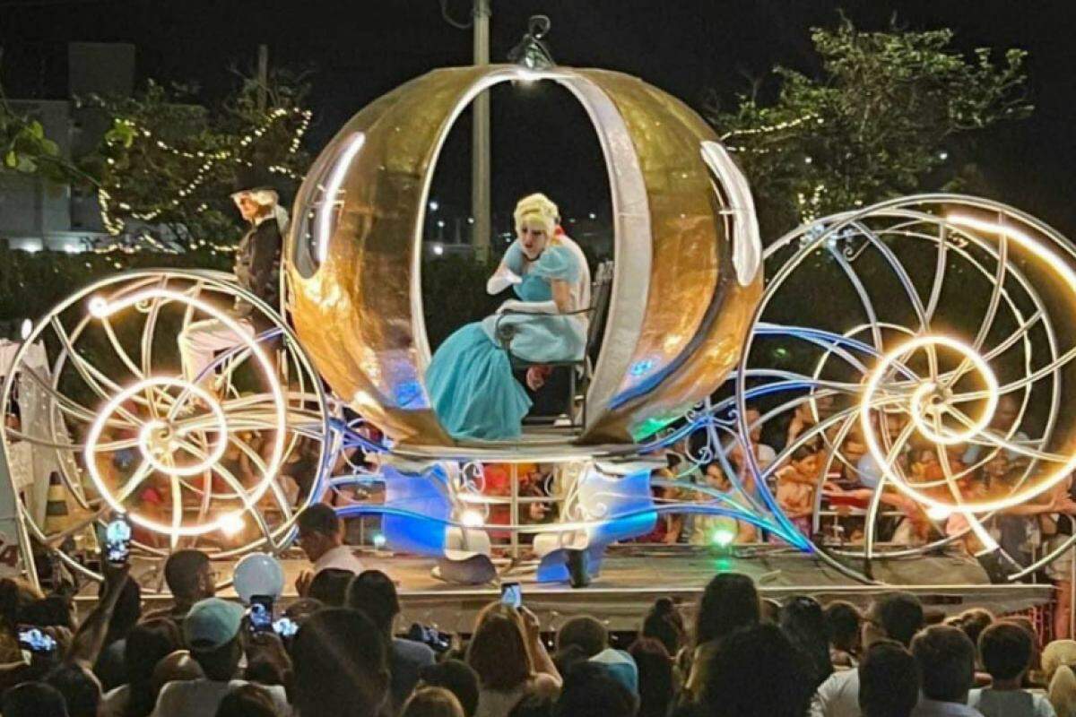 Parada de Natal do Atamor leva magia com personagens e caminhões decorados; evento promove solidariedade em cinco cidades da região