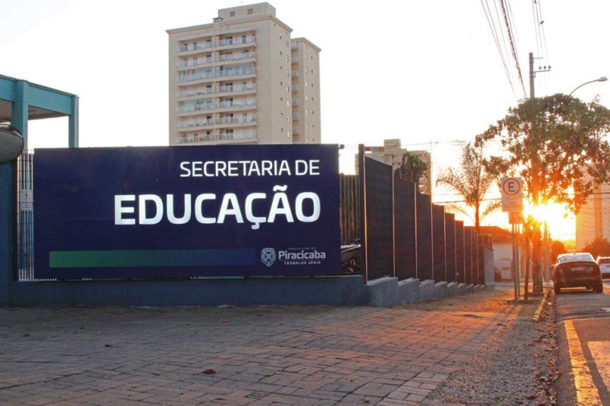 Secretaria da Educação contrata empresa para transporte escolar na zona rural