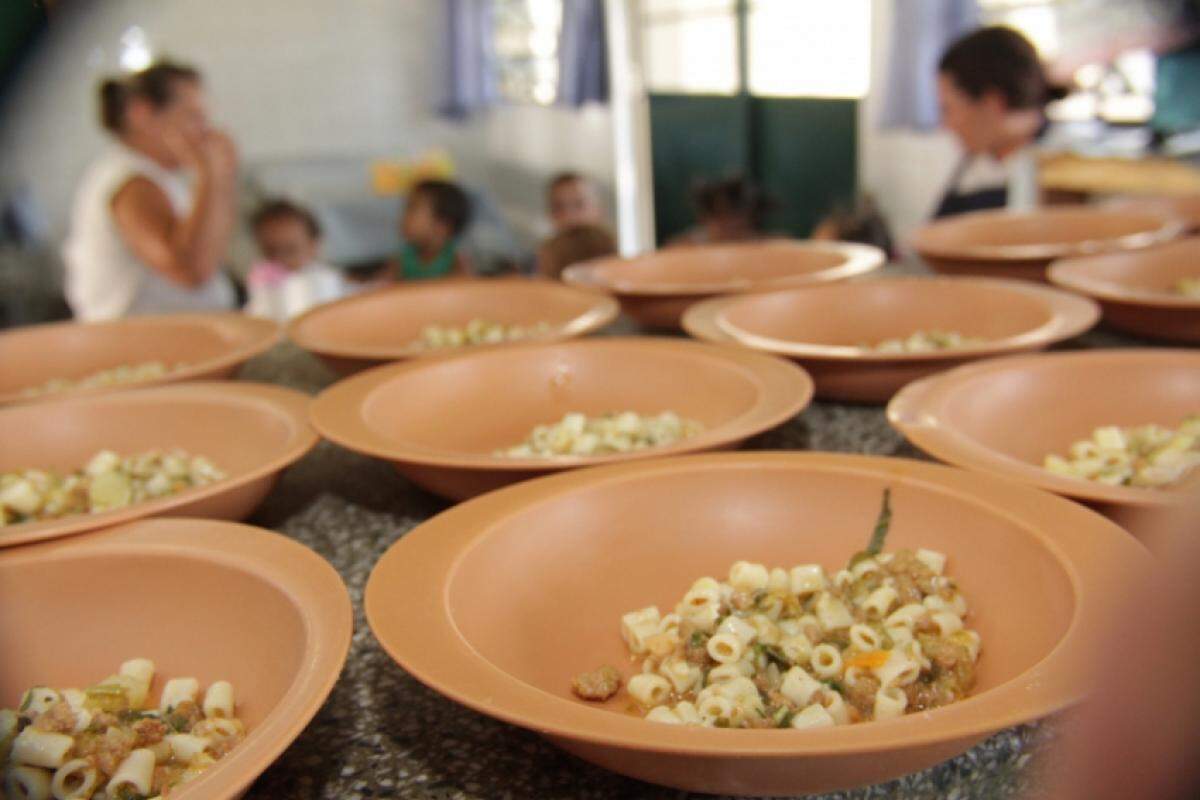 Unidades abrirão suas portas entre 2 e 31 de janeiro de 2025 para estudantes que precisam complementar a alimentação