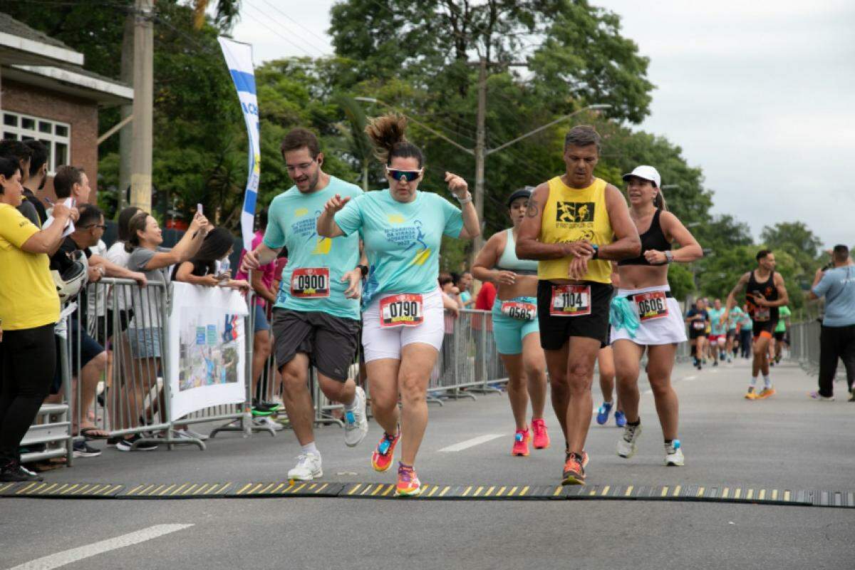 Atletas durante a edição anterior da Corrida da Virada