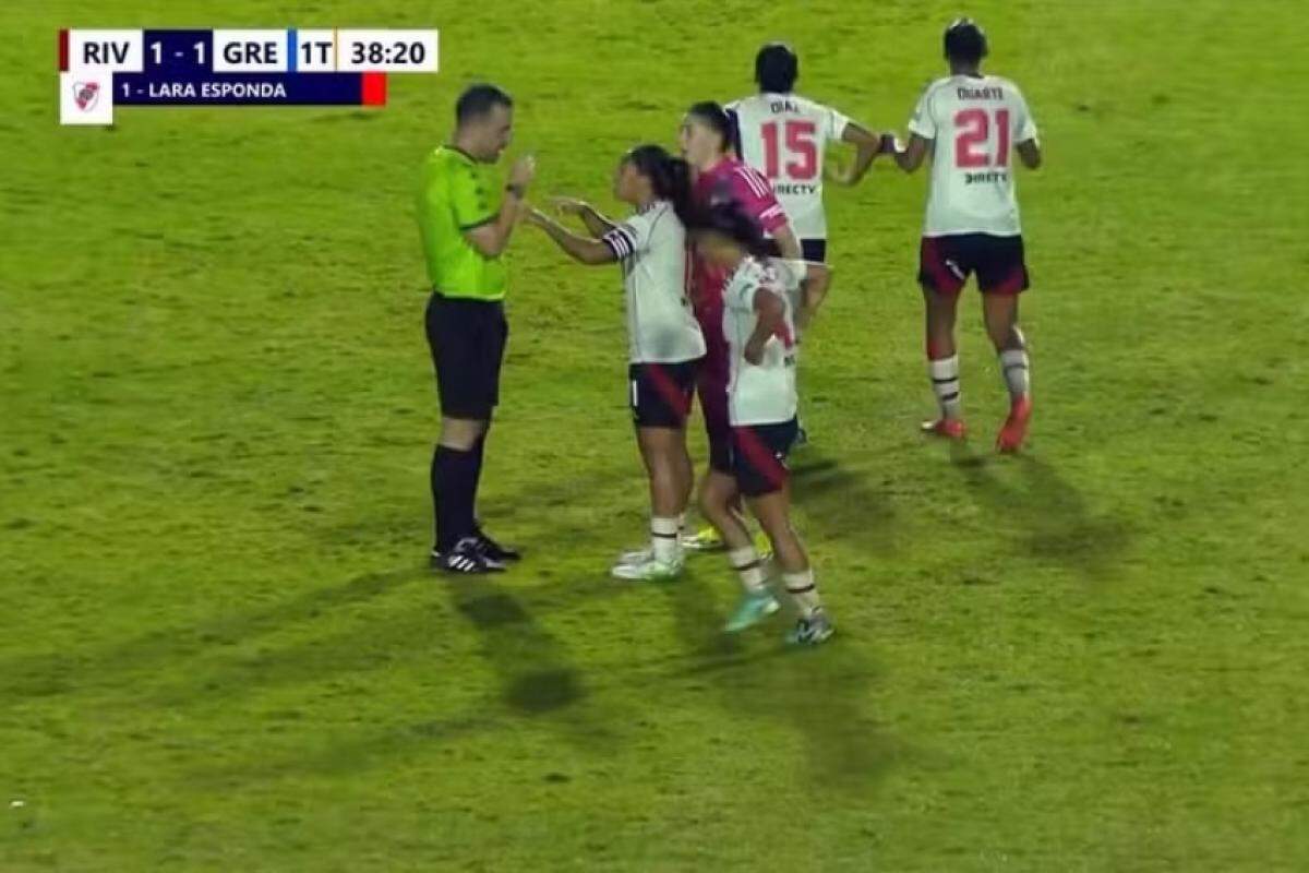 Quatro jogadoras do time feminino do River Plate serão mantidas presas de forma preventiva