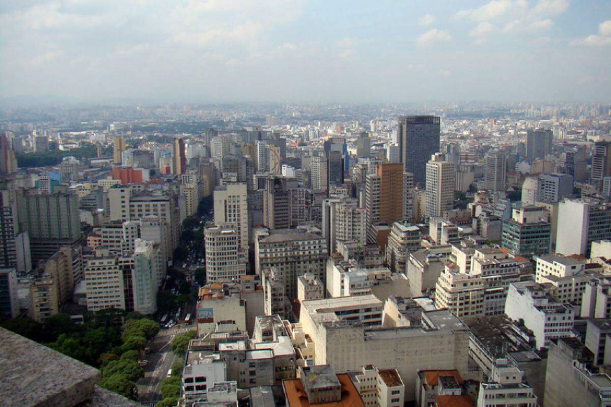 Pessoas que vivem sozinhas ocupam maioria dos domicílios alugados.