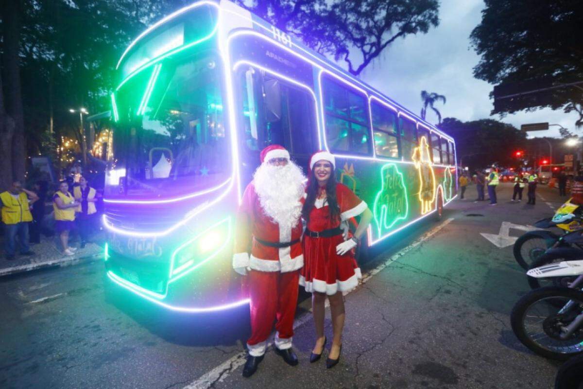 Praça Afonso Pena irá receber o Papai Noel com cortejo especial no dia 12 e caravanas iluminadas em todas as regiões