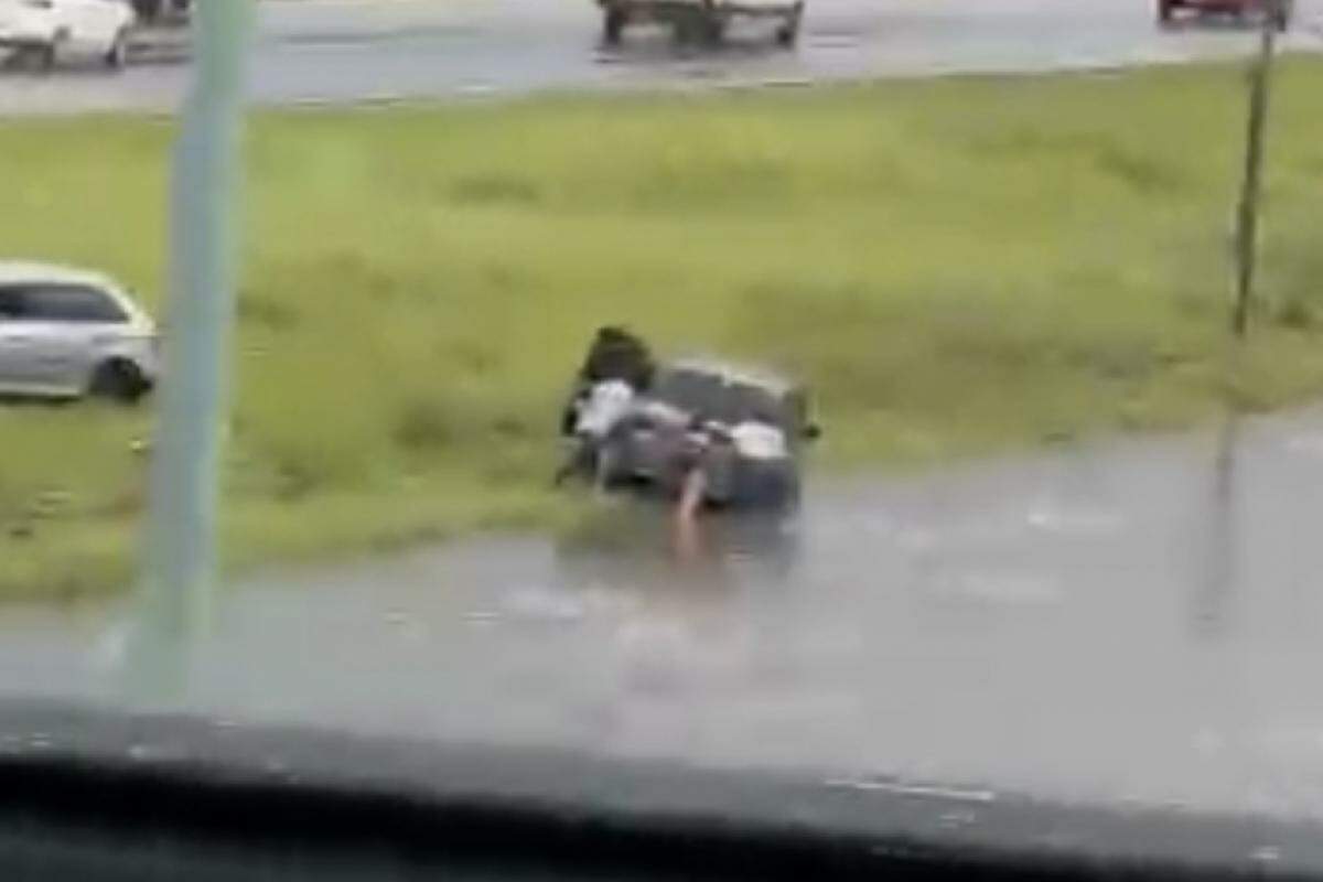 Trânsito ficou intenso na pista 