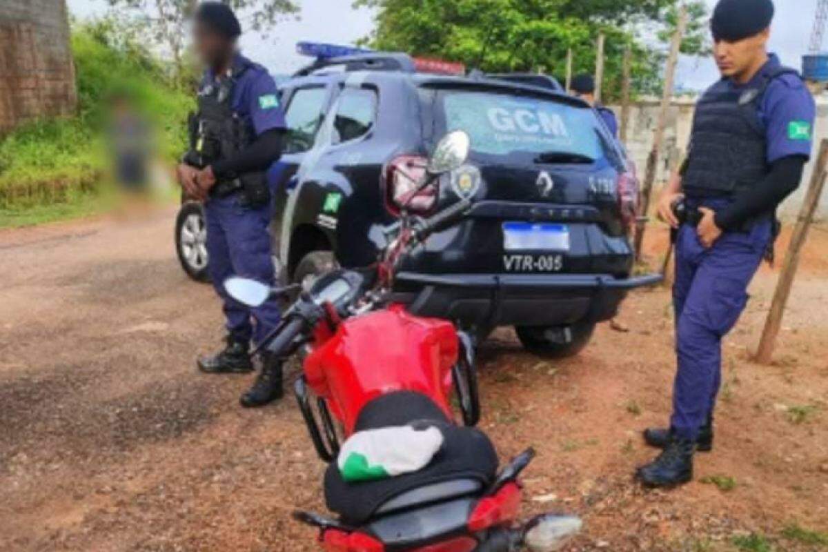 Os guardas localizaram a moto abandonada e ninguém foi preso