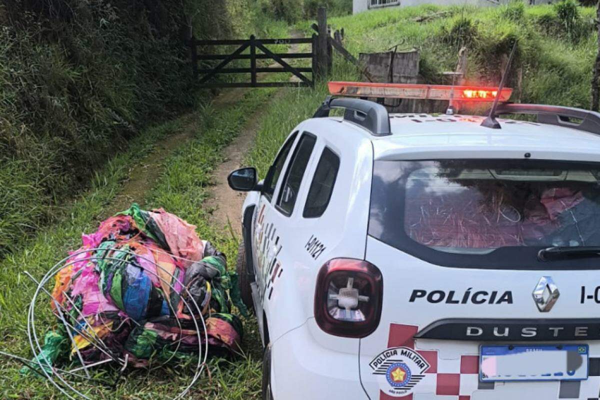 O balão caiu no bairro Rio do Braço, em Monteiro Lobato