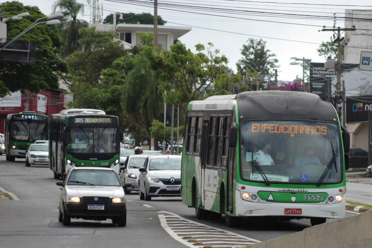 Ônibus já circulam com tarifa mais cara na metrópole