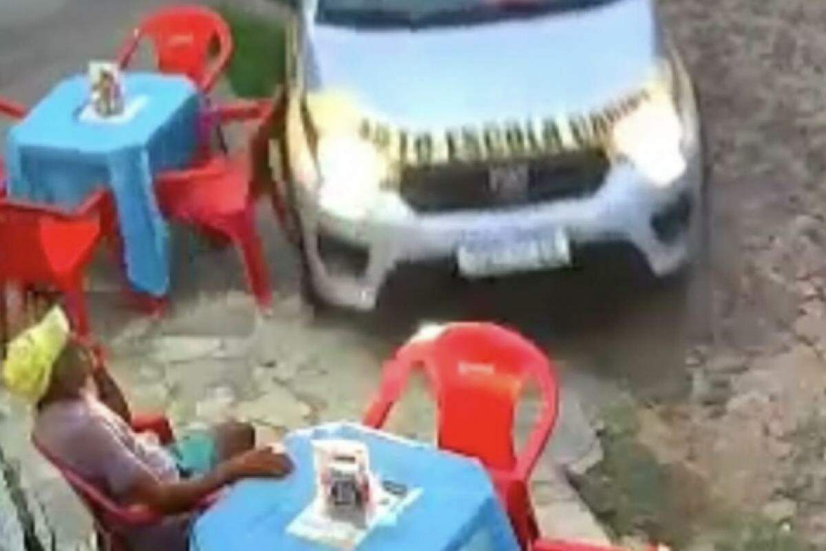 Câmeras registraram o momento do acidente