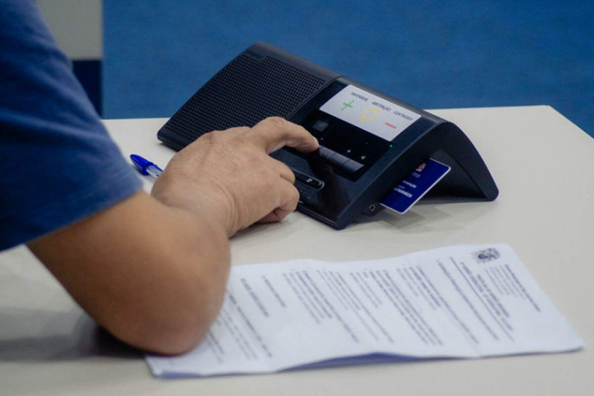 No ano passado, votações na Câmara de São José passaram a ser feitas de forma eletrônica