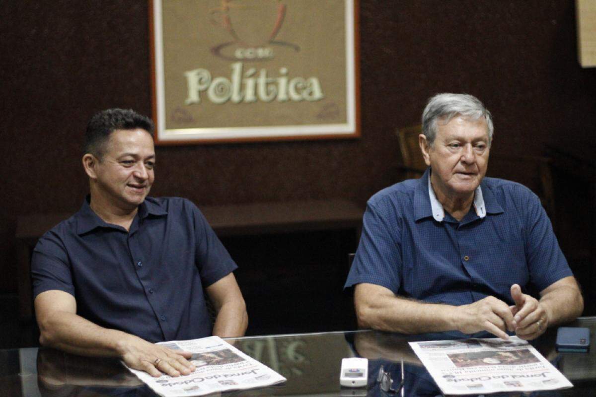 Cabo Helinho e Airton Martinez, do PL, no Café com Política