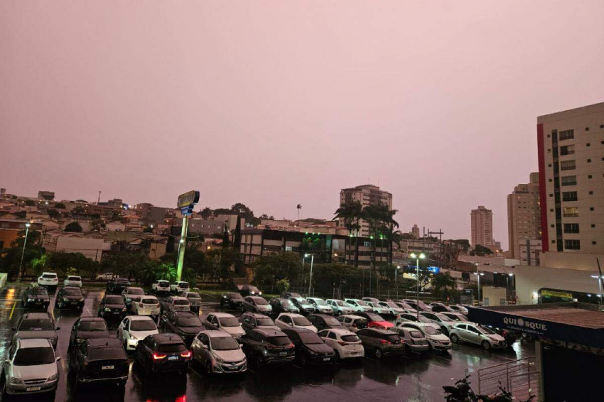 Céu visto do Complexo Hidromar, no bairro São José