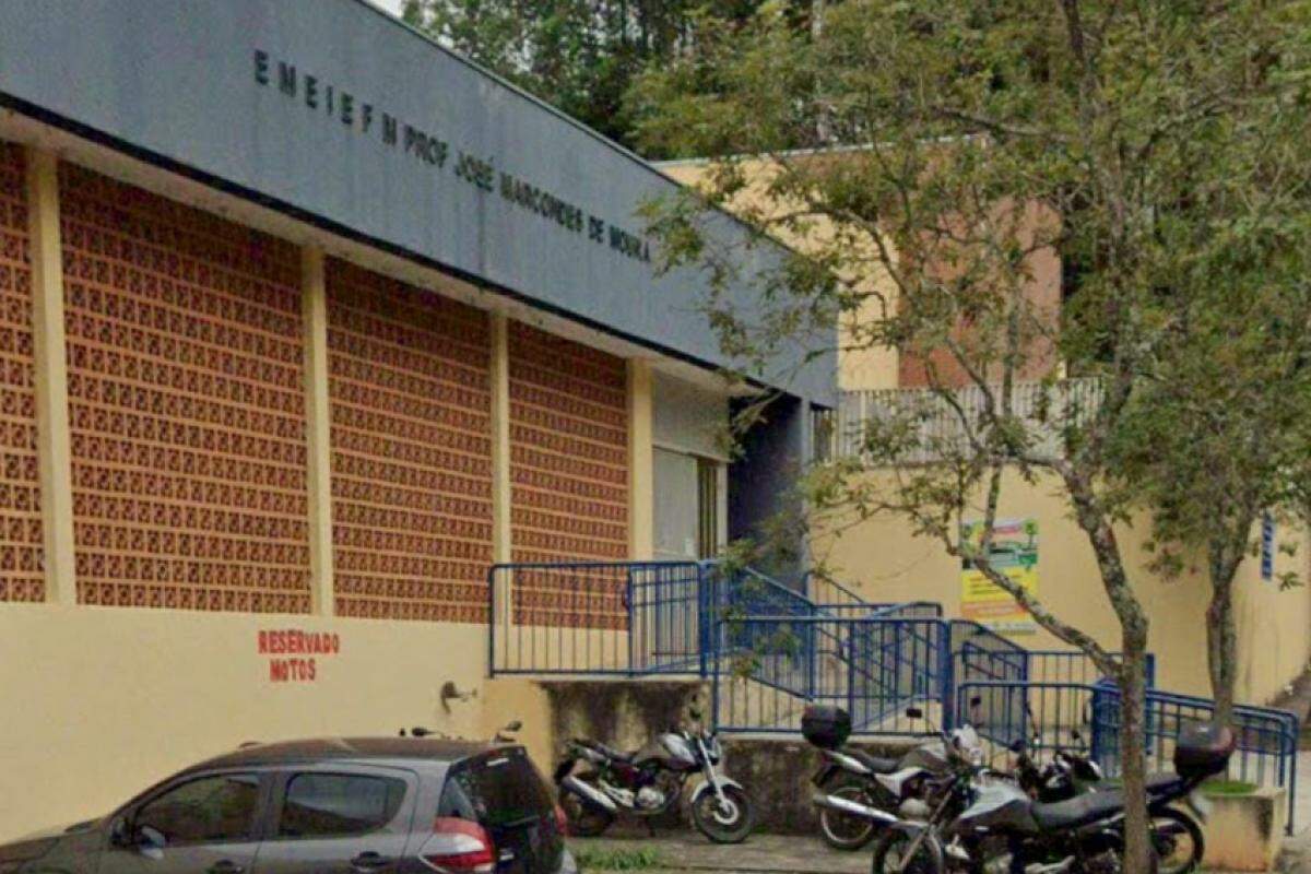 A mudança afeta estudantes que concluíram o 9º ano na Escola Municipal José Marconi de Moura e que agora precisarão frequentar o Ensino Médio na Escola Estadual