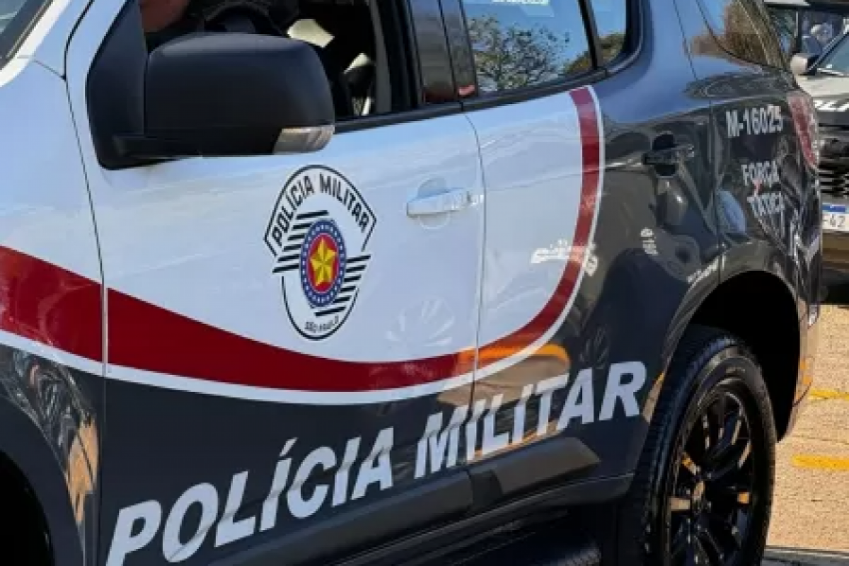 Suspeita foi autuada por associação criminosa