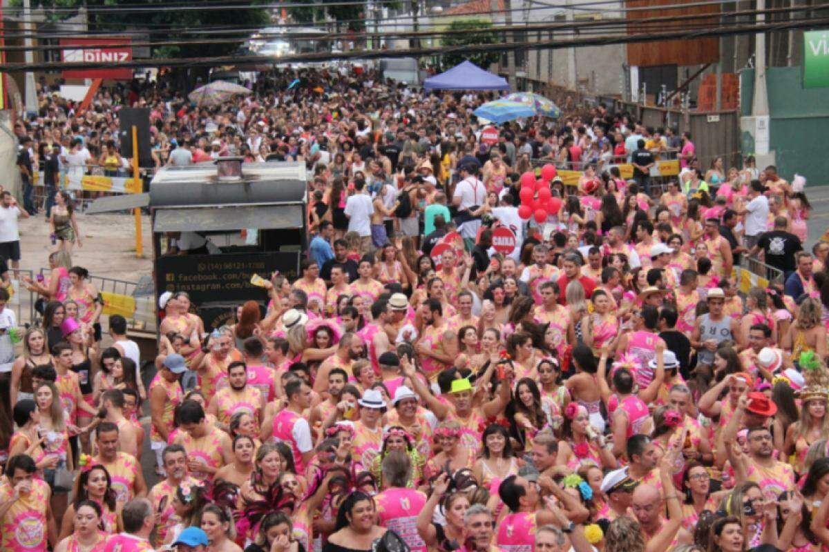 Edição anterior do bloco carnavalesco que arrastou uma multidão para a festa 