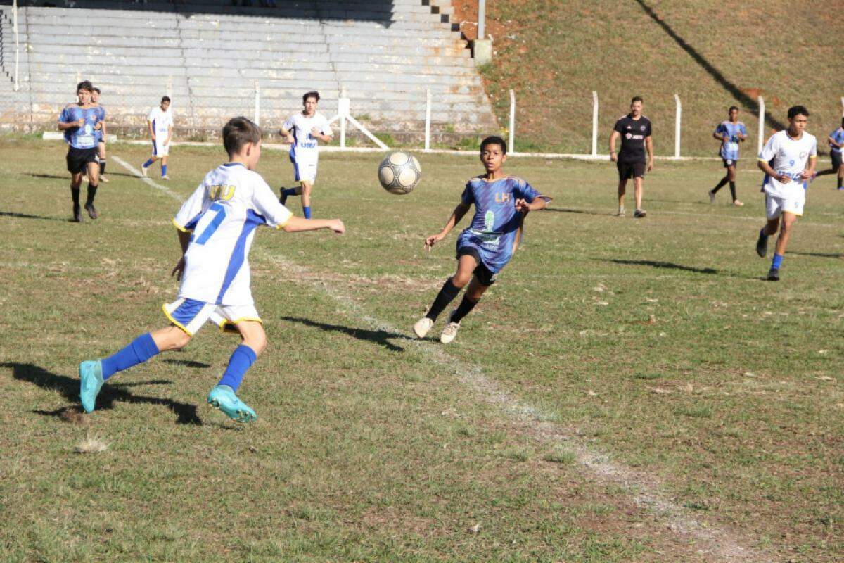 Intitulado Bom de Bola, Bom na Escola, o projeto é para crianças ou adolescentes de 7 a 15 anos